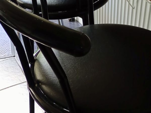 Breakfast bar stools - Main image