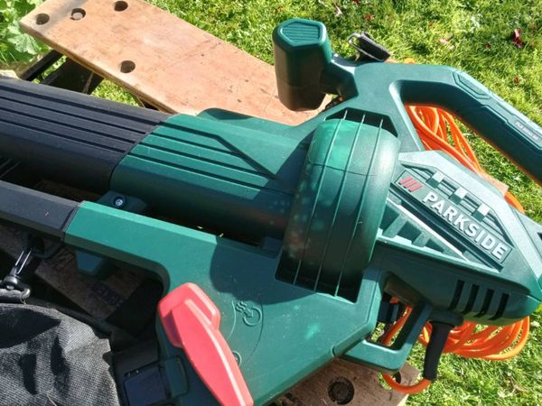 Leaf Blower ( Parkside) Electric.+ Workzone Sander - Main image