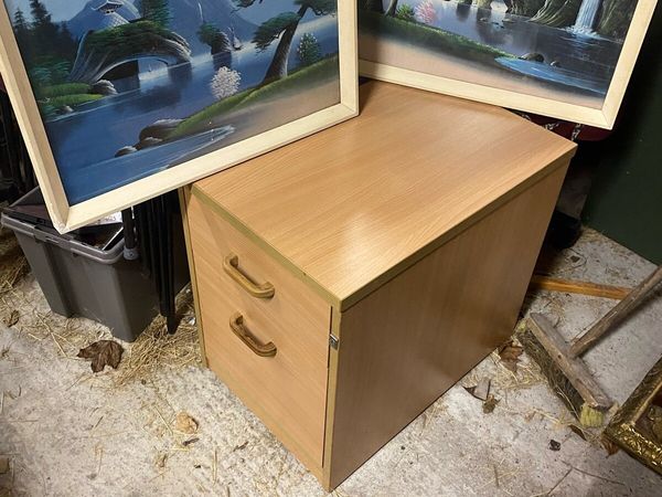 Pair of pictures - Main image