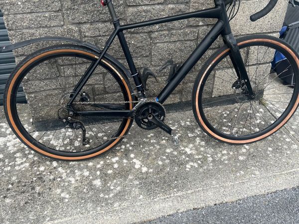 Gravel bike - Main image