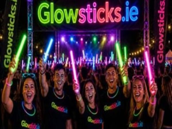 50 Pack of Glowsticks - Main image