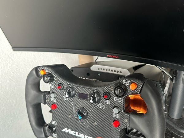 Fanatec CSL Elite V1.1 wheelbase+ CSL Elite Maclar - Main image