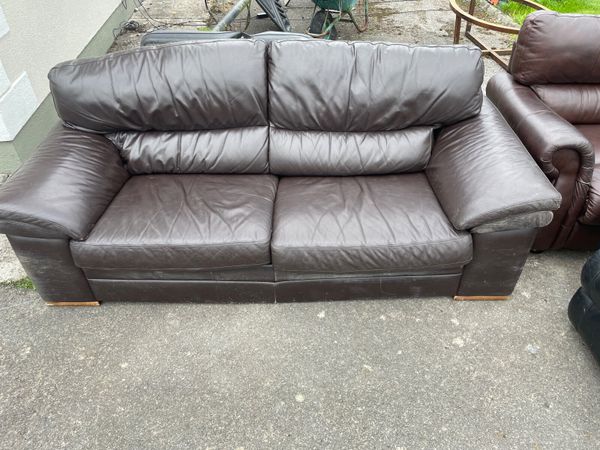 FREE - LIVING ROOM SOFAS - armchair and recliner - Main image