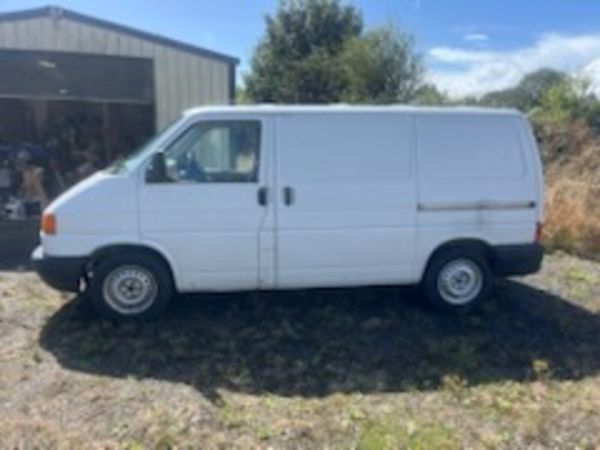 VW T4 2003 Dayvan (commercial) - Main image