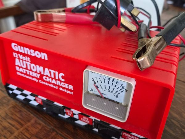 Gunson Car Battery Charger  - never used - Main image