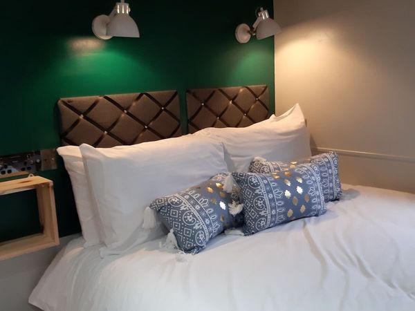 Glamping, Shepherd's hut, Garden room, Pod - Main image