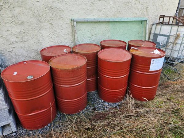 Metal barrels - Main image