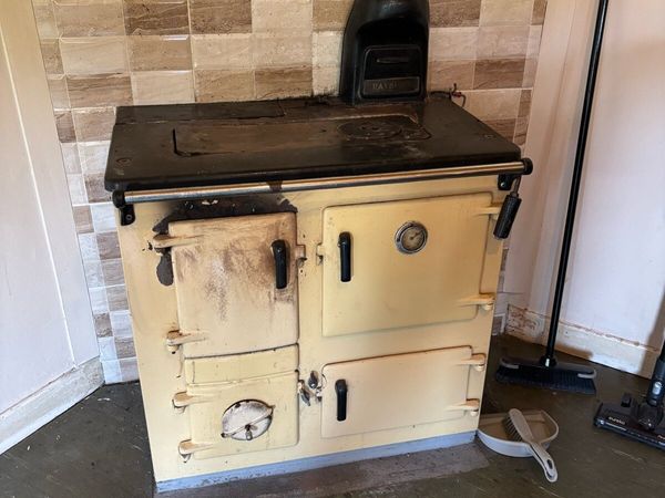 Rayburn Solid Fuel - Main image