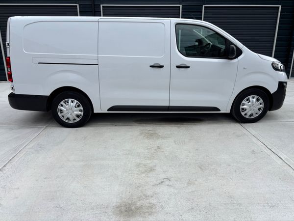 2023 Opel Vivaro 1.5 Diesel LWB - Main image