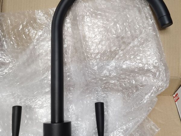 Franke Black tap - Main image