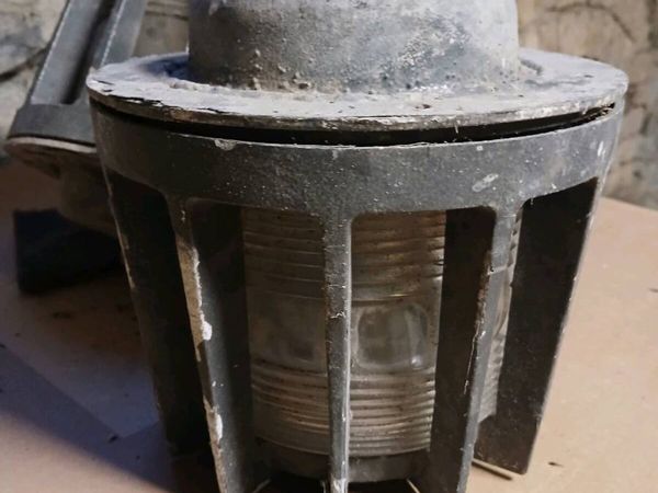 Vintage industrial light - Main image