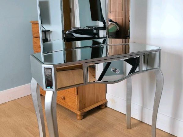 Dressing table and mirror, silver/glass - Main image
