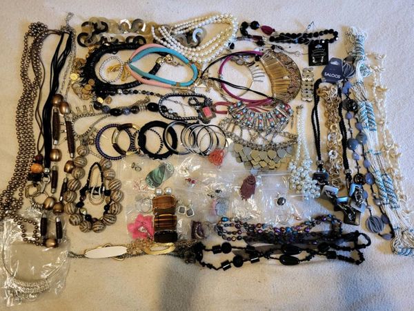 72 Piece Mixed Jewellery Job Lot / Bundle - Main image