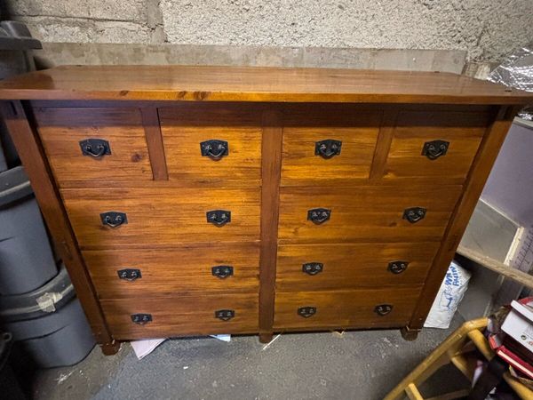 Bedroom dresser - Main image