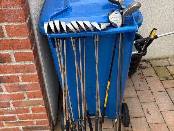 Set of golf clubs , bag , trolley and 20 balls - Main image
