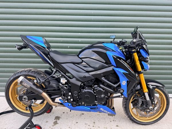 Suzuki GSXS 750 - Main image