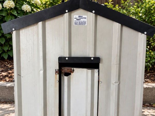 Dog kennel - Main image