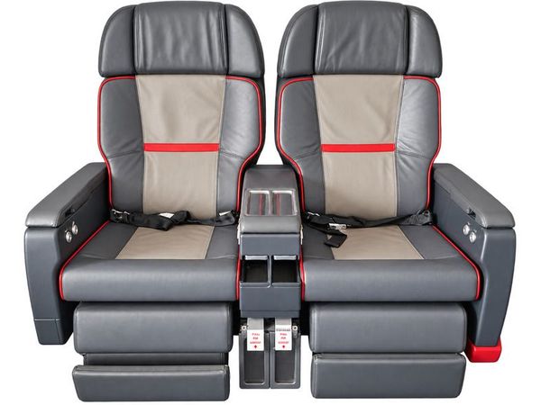 TAP Air Portugal Business Class Recliner Seats, - Main image