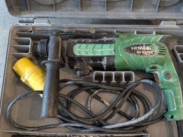 Hitachi DH24PB2 Rotary Hammer Drill + Case + Bits - Main image