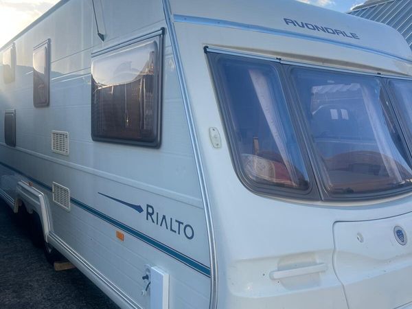 Avondale Rialto 6 Berth Twin Axle Caravan - Main image