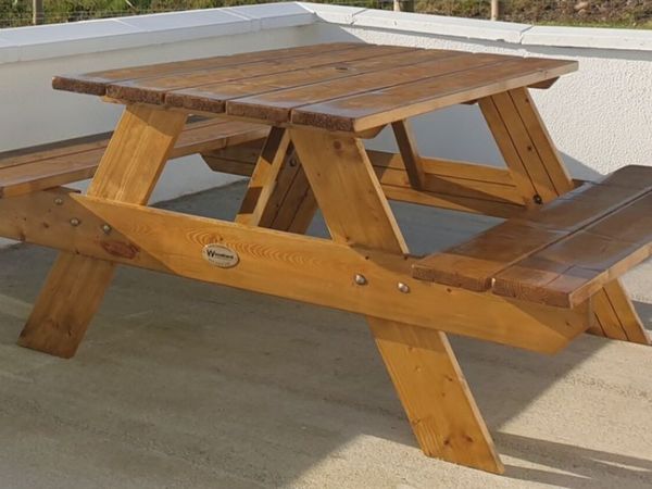 Picnic table - Main image