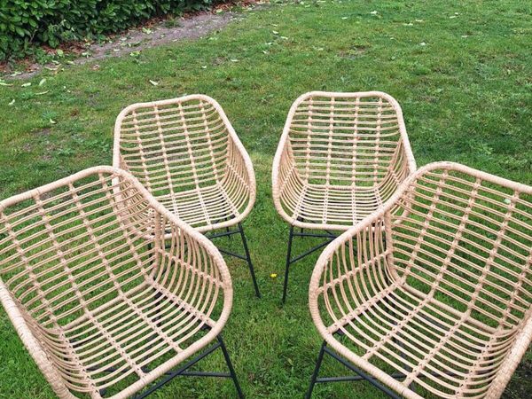 4x Meadows and Byrne Chairs - Main image
