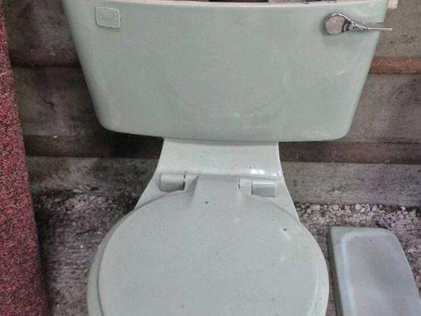 Avocado toilet suite - Main image