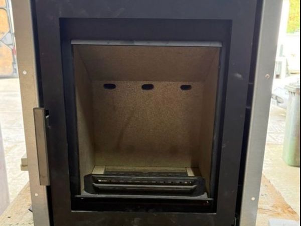 5KW Tenbury inset Stove - Main image