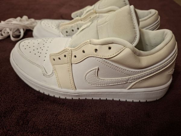 Nike Air Jordan 1 Low Triple White Womens Trainers - Main image