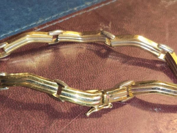 STRIPED YELLOW & WHITE, 9CT Gold 11.19g Bracelet ! - Main image