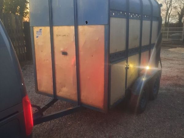Cattle box - Main image