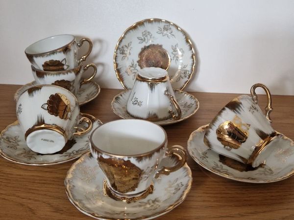 Vintage Gold Lustre Porcelain Coffee/Tea Set – 6 C - Main image