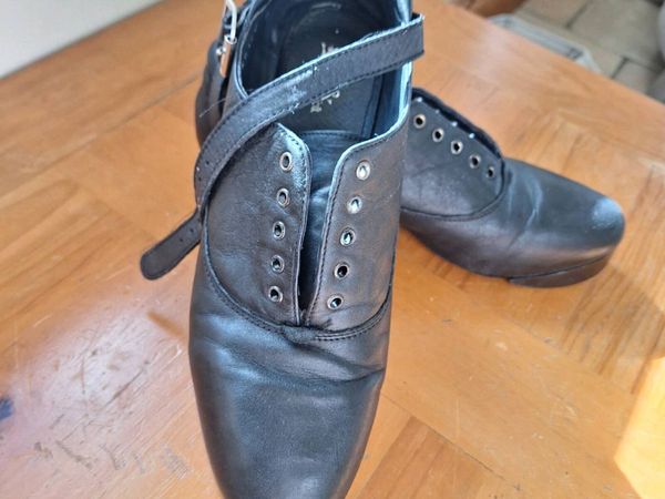 Size 7 Irish dance heavy shoe - Main image