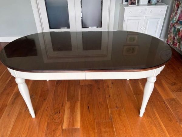kitchen table - Main image
