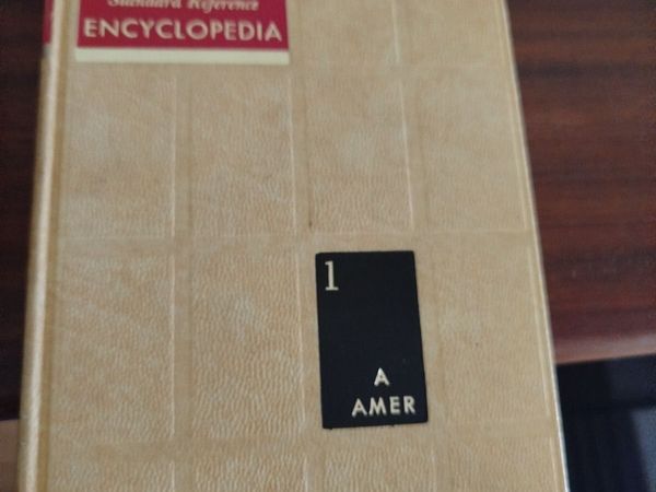 Encyclopedia Set - Main image