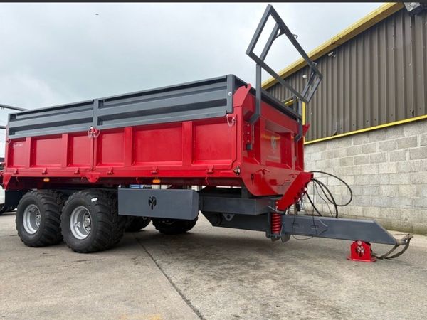 Dump trailers Buckets Forks Brushes - Main image