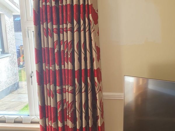 Curtains - Main image