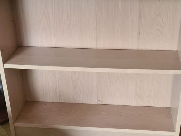 Small set of wooden shelves 65cm wide x 83cm tall - Main image