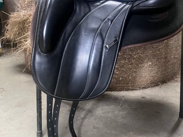 Fairfax Rebecca Saddle - Main image