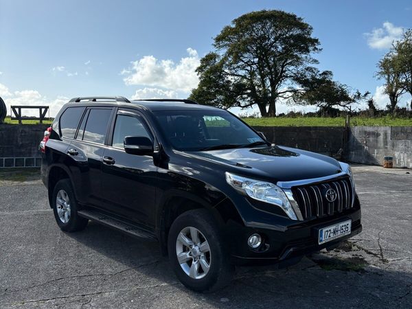 2017 5 Seat Commercial Land Cruiser - Main image