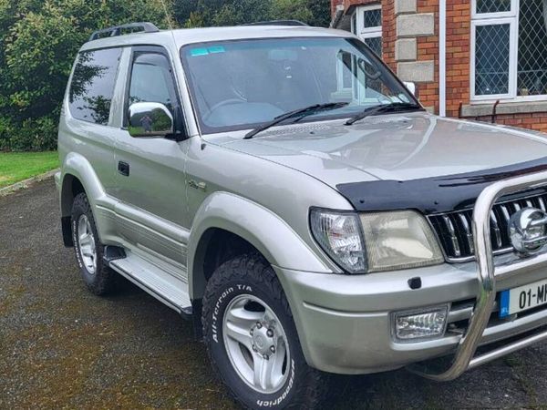 Land Cruiser 2002 - Main image