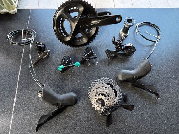 Shimano 105 11spd Hydraulic groupset - Main image