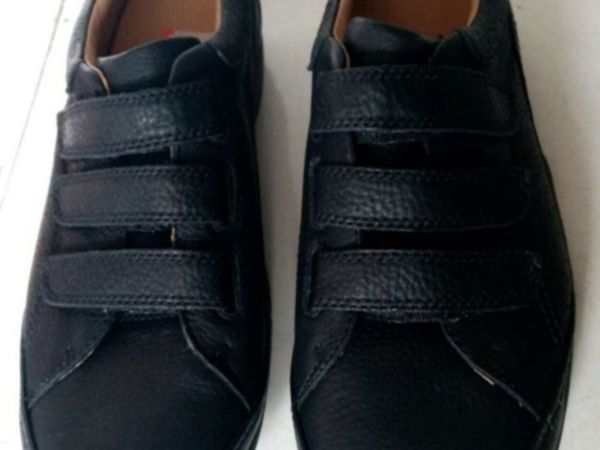 Clarks Velcro Close Mens Black Shoes - Main image