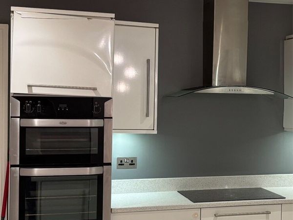 Glass Kitchen Extractor Hood / Cooker Fan - Main image