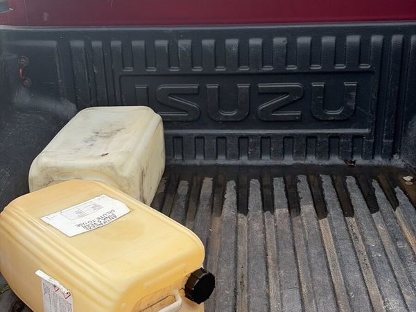 Isuzu D-Max 2018 - Main image