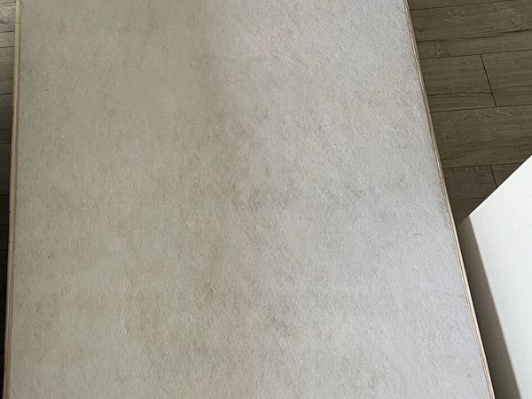 Bed and mattress - Main image