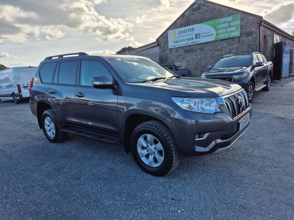TOYOTA LANDCRUISER LWB AUTOMATIC - Main image