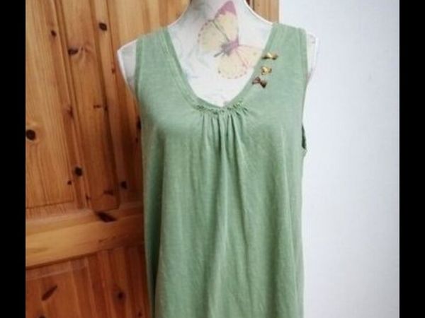 Avoca Green 100 % cotton top - Main image