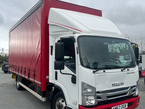 Izuzu truck - Main image