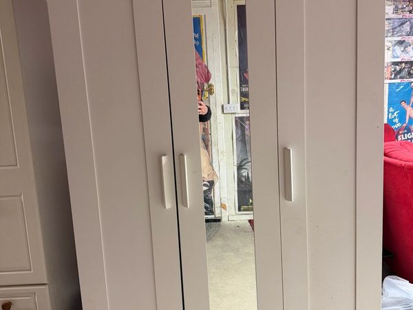 Wardrobe - Main image